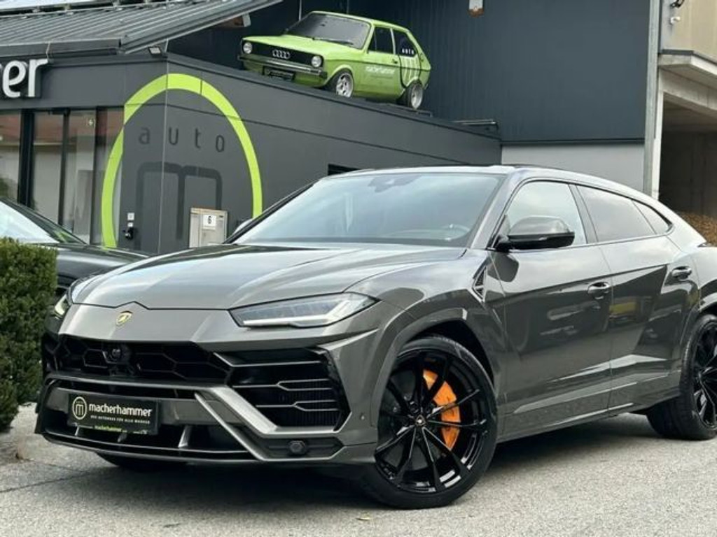 Lamborghini Urus AWD