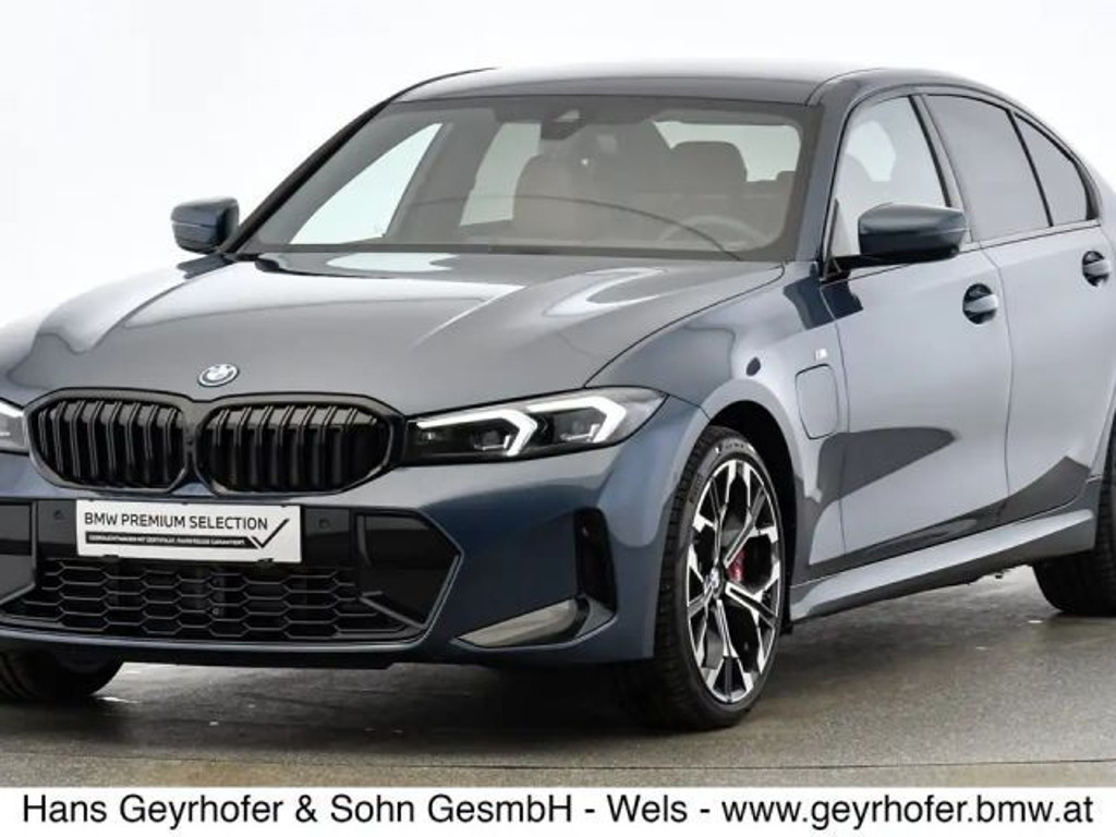 BMW 3 Serie 330 xDrive Sedan 330e