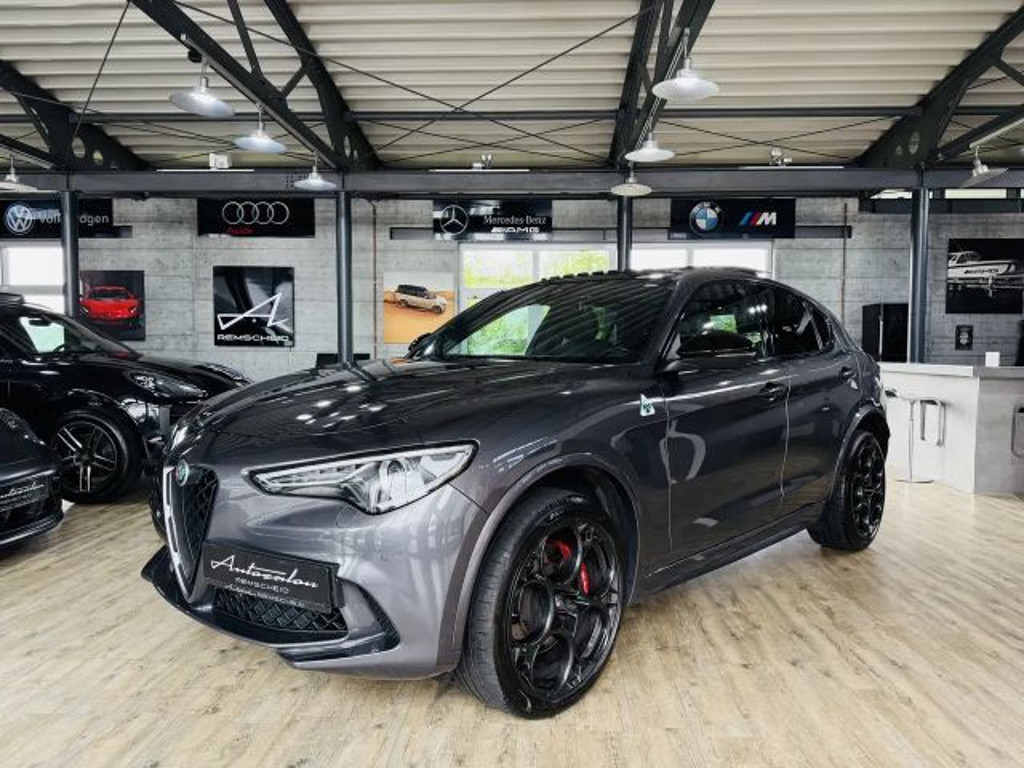 Alfa Romeo Stelvio Quadrifoglio Q4