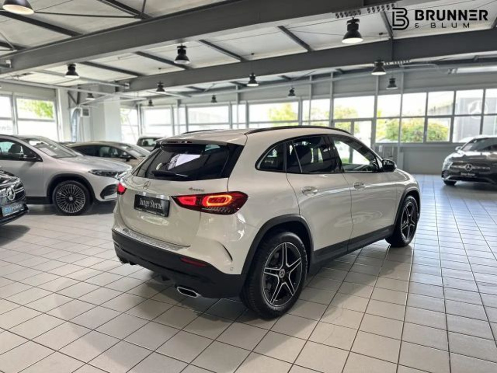 Mercedes-Benz GLA-Klasse