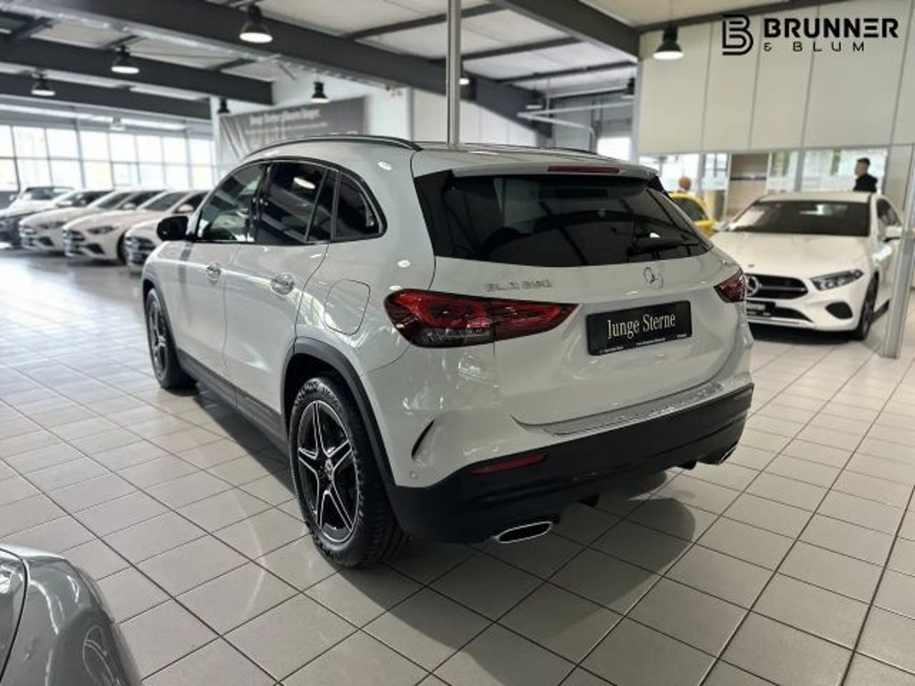 Mercedes-Benz GLA-Klasse