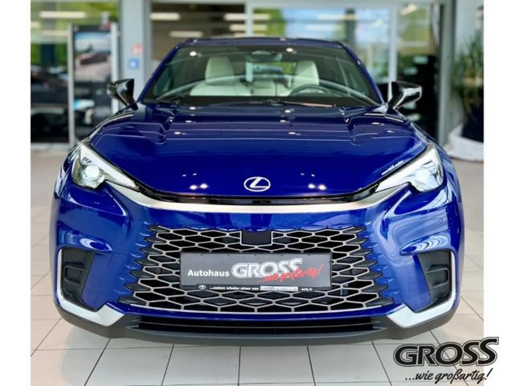 Lexus LBX