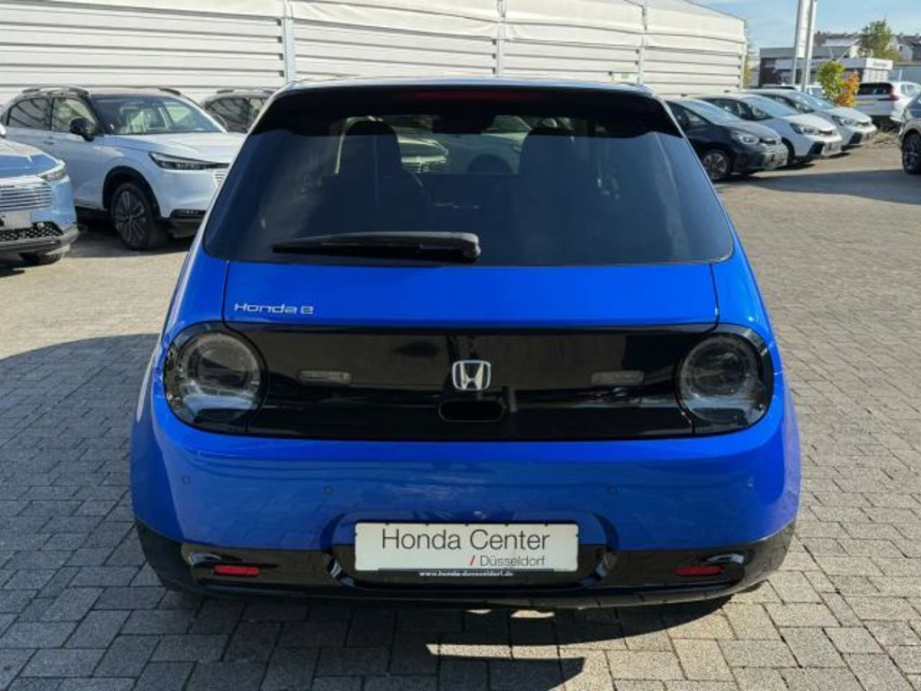 Honda e