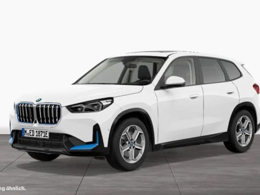 BMW iX1 xDrive30