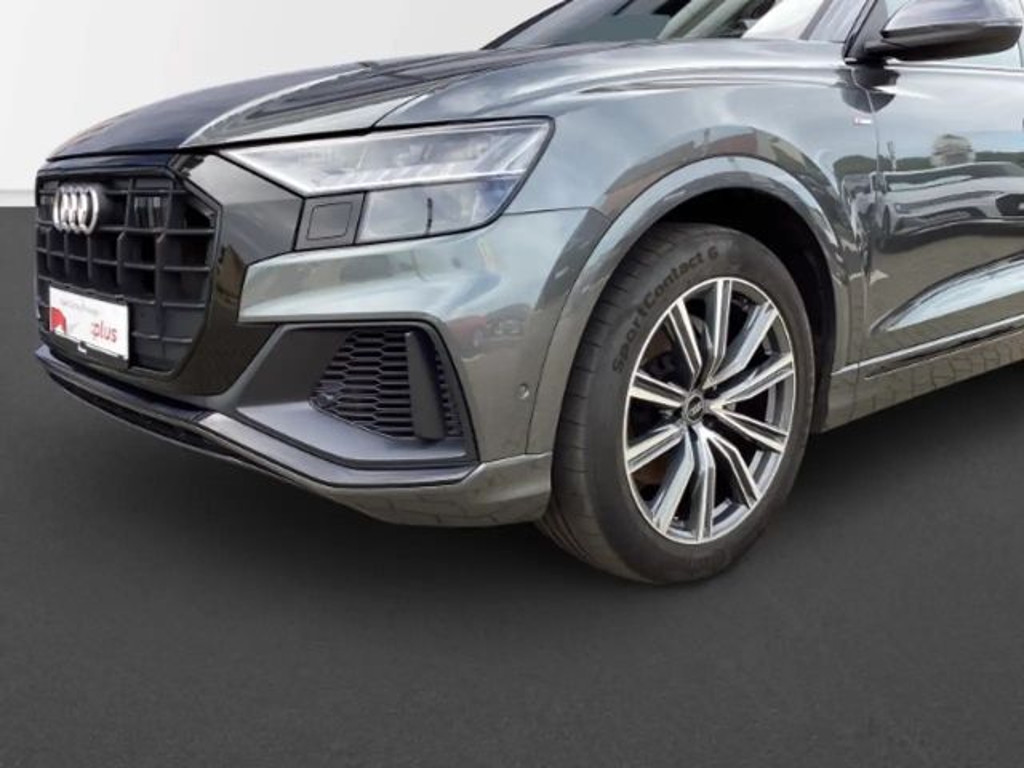 Audi Q8 Quattro S-Line 55 TFSI