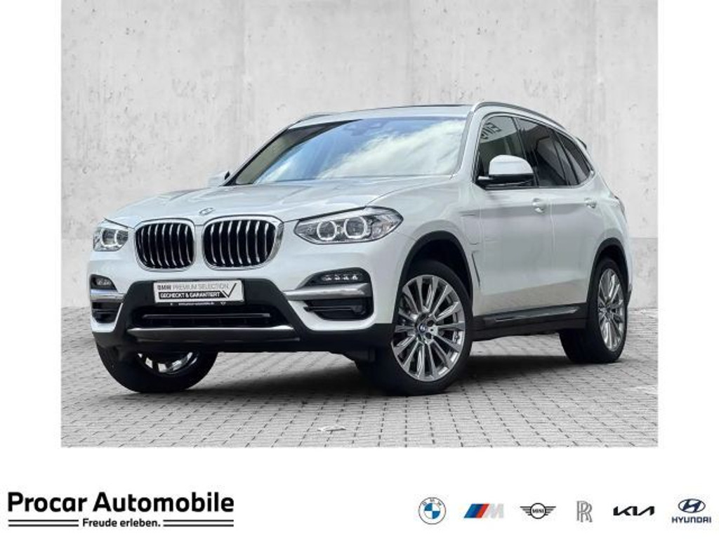 BMW X3 xDrive30e