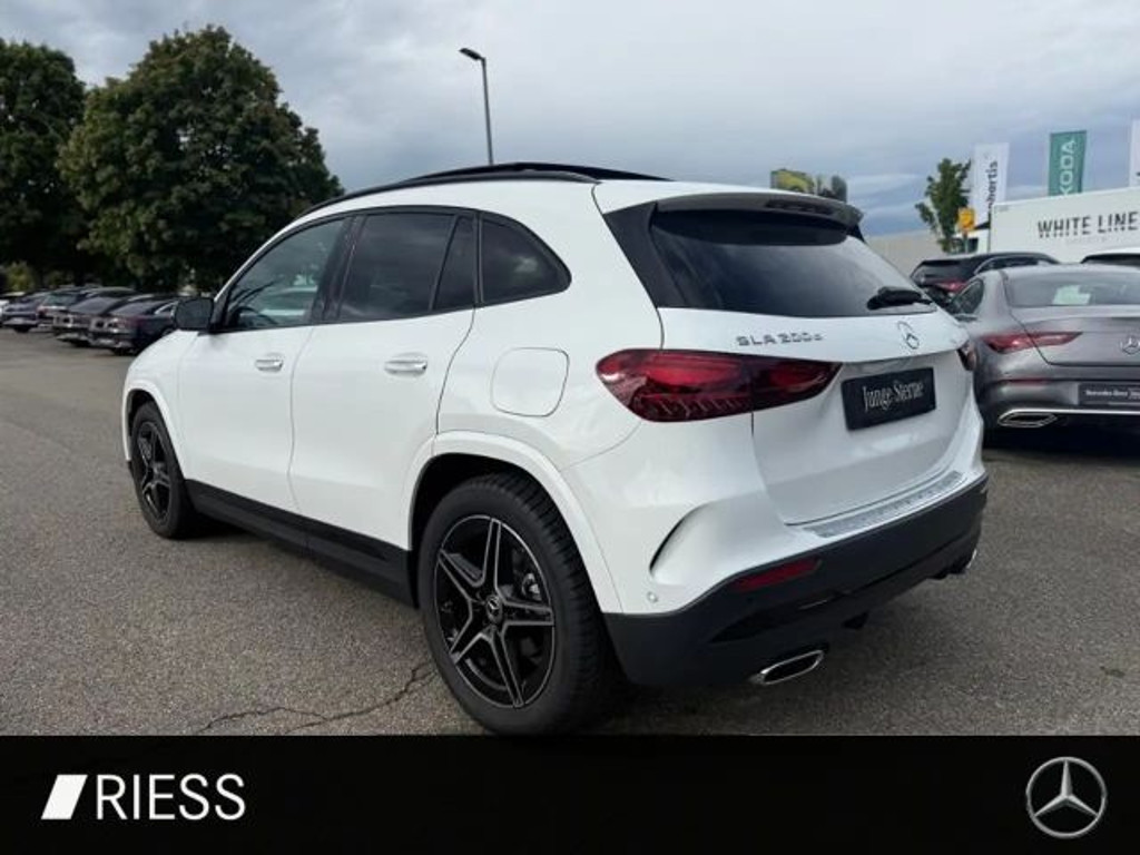 Mercedes-Benz GLA-Klasse