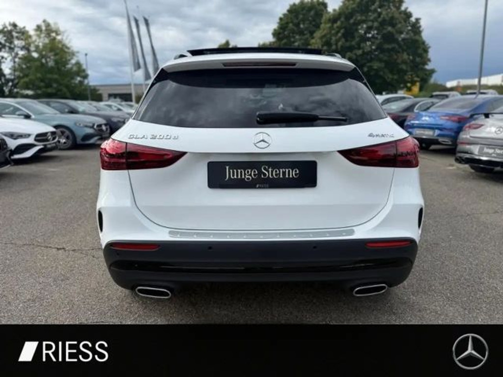 Mercedes-Benz GLA-Klasse