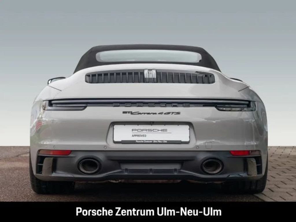 Porsche 992