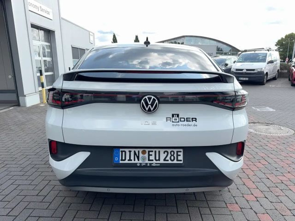 Volkswagen ID.5