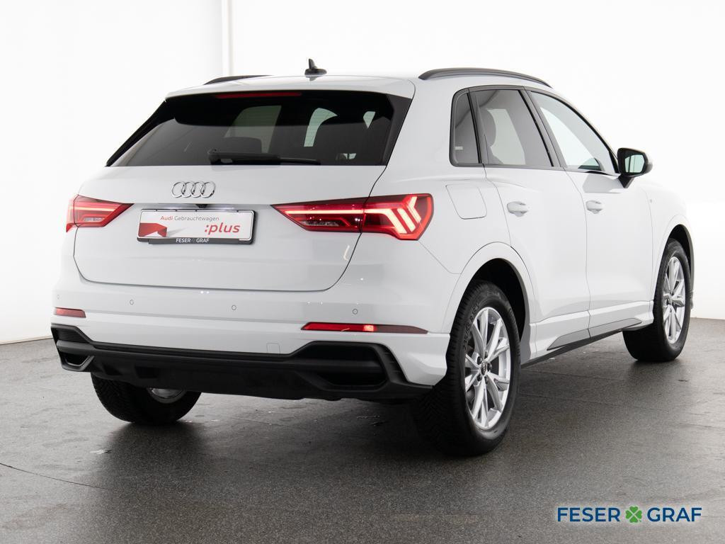 Audi Q3 S-Line S-Tronic 35 TFSI