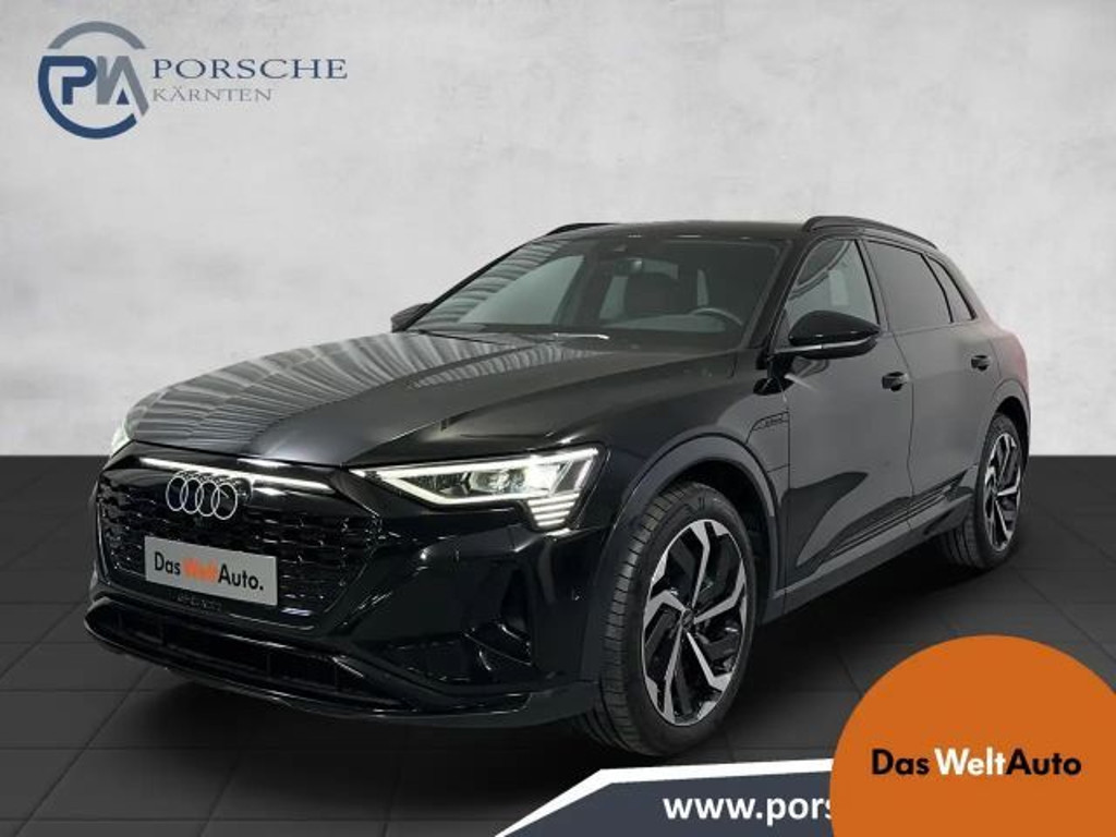 Audi Q8 e-tron Quattro Business 55
