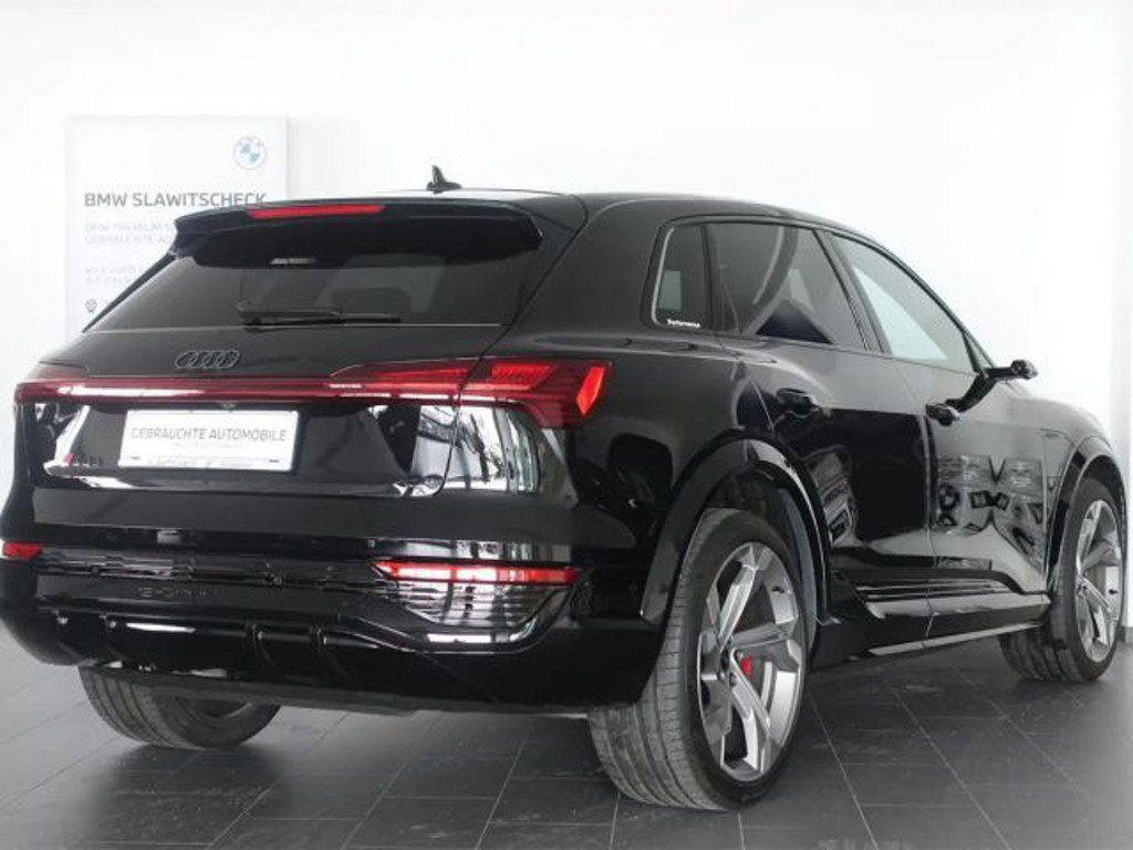 Audi Q8 e-tron