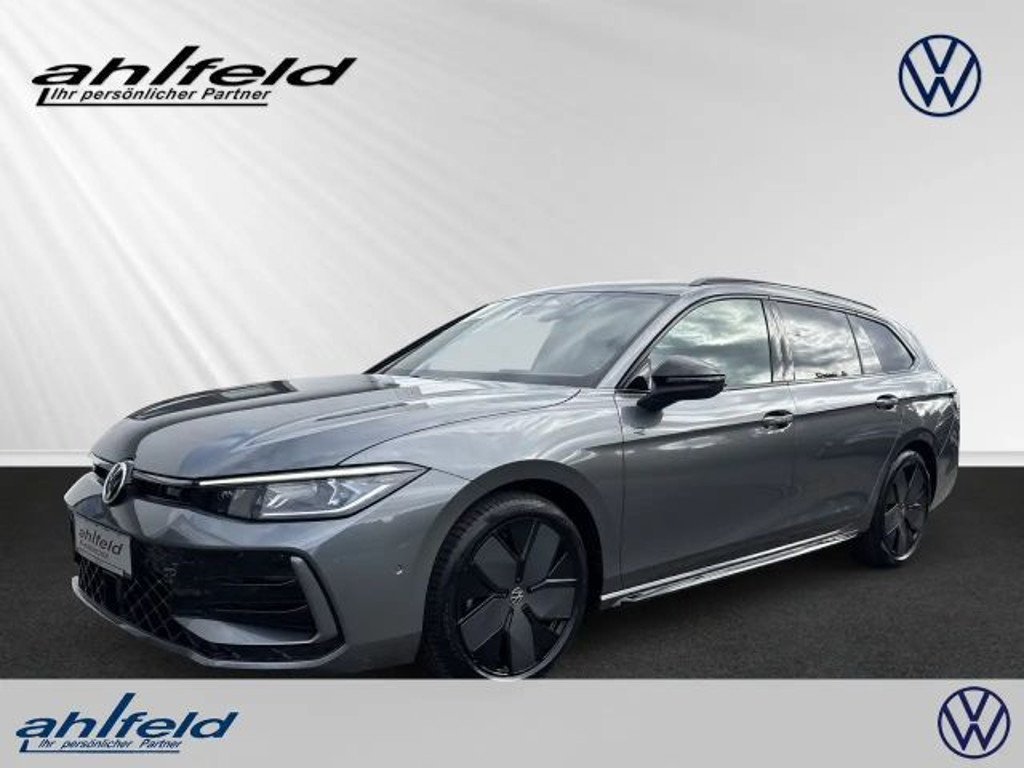 Volkswagen Passat Business DSG Variant R-Line 1.5 eTSI