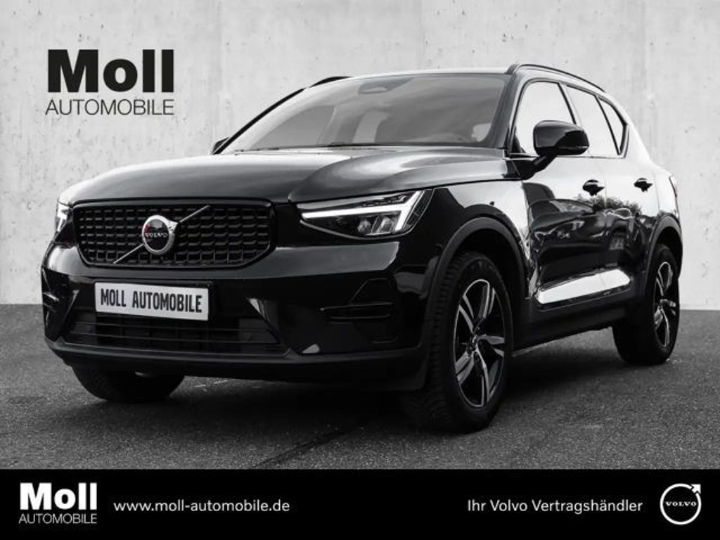 Volvo XC40 Plus Dark