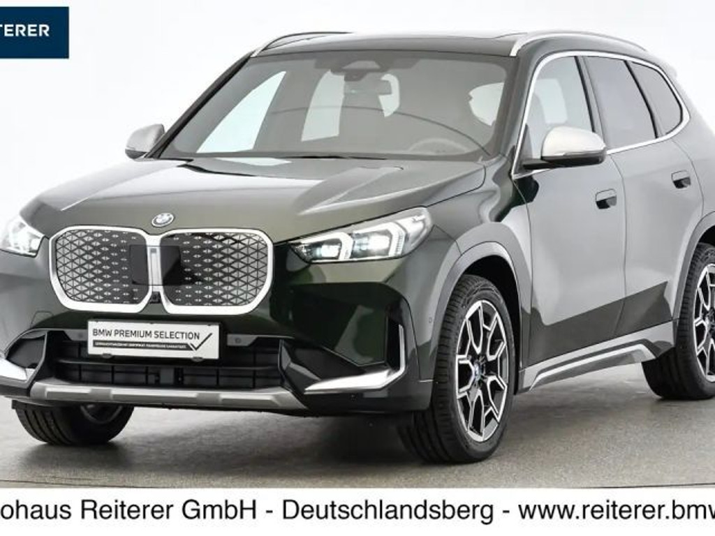 BMW iX1 xDrive30