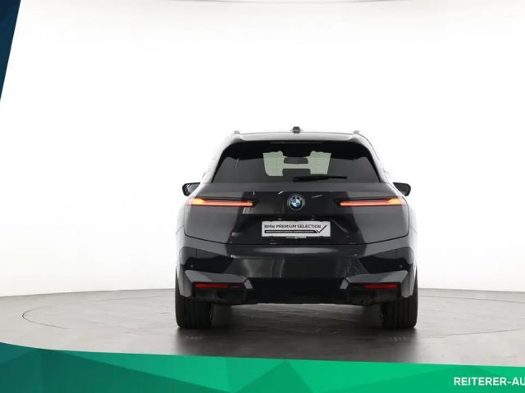 BMW iX xDrive40