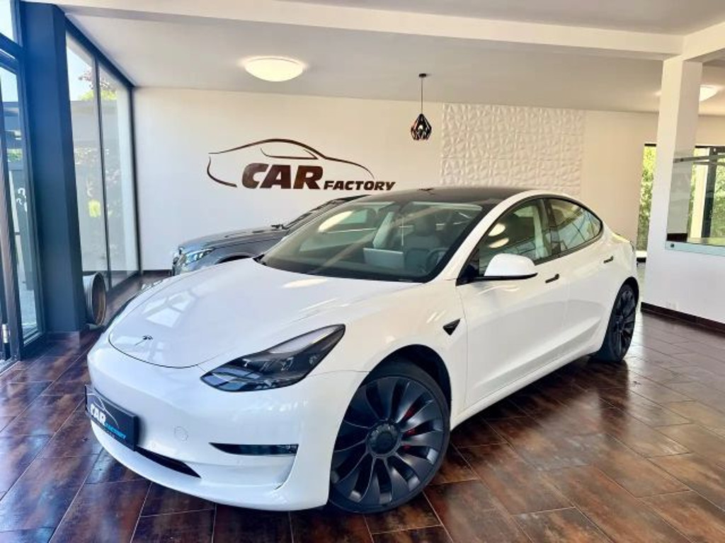 Tesla Model 3 * VERKAUFT*