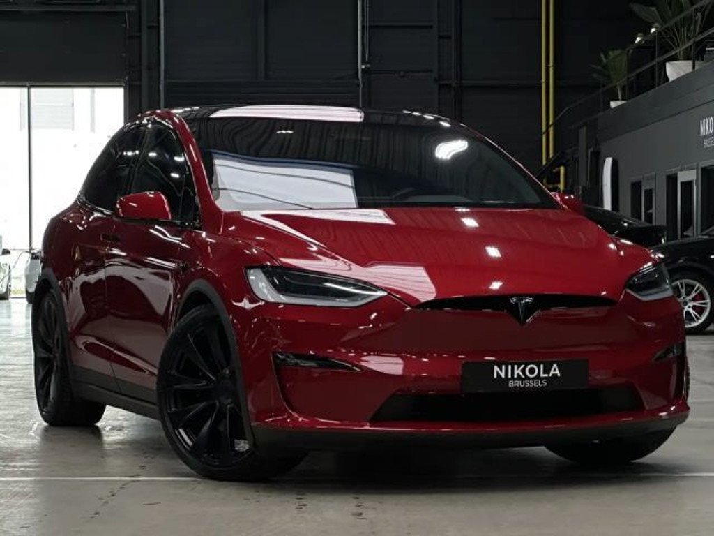 Tesla Model X Plaid