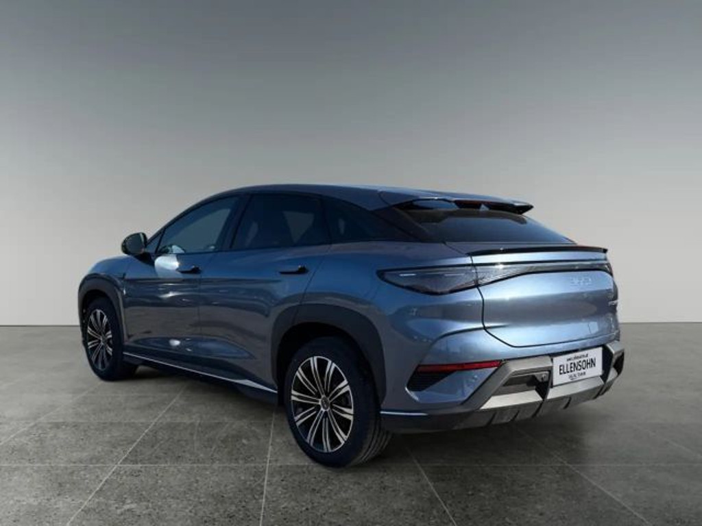 BYD Sealion 7