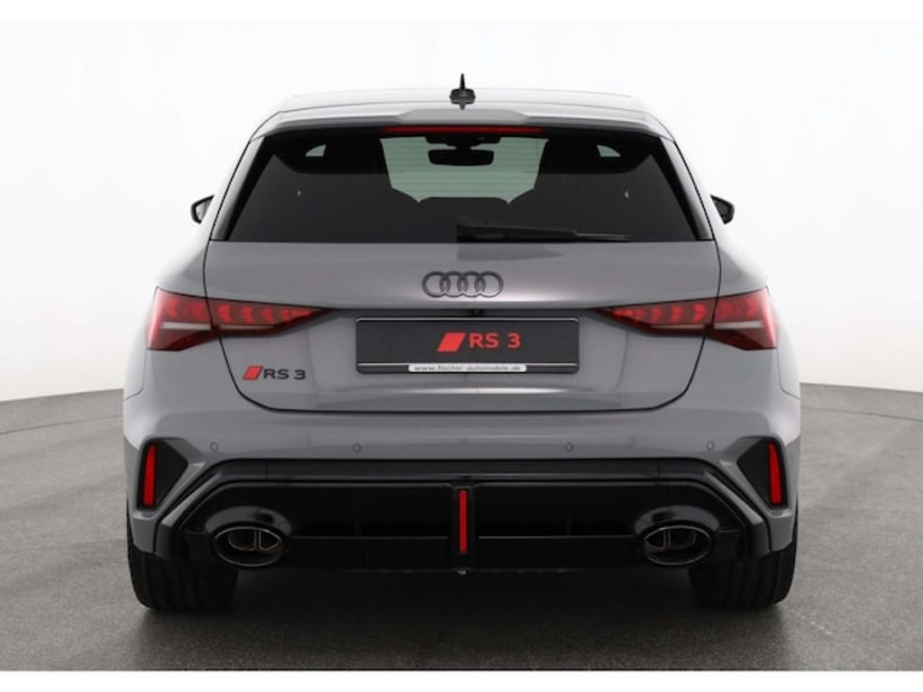 Audi RS3 Sportback Quattro S-Tronic