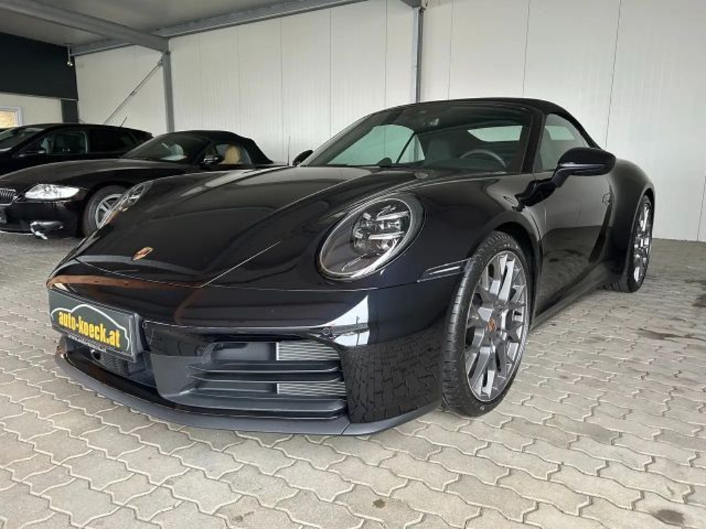 Porsche 992