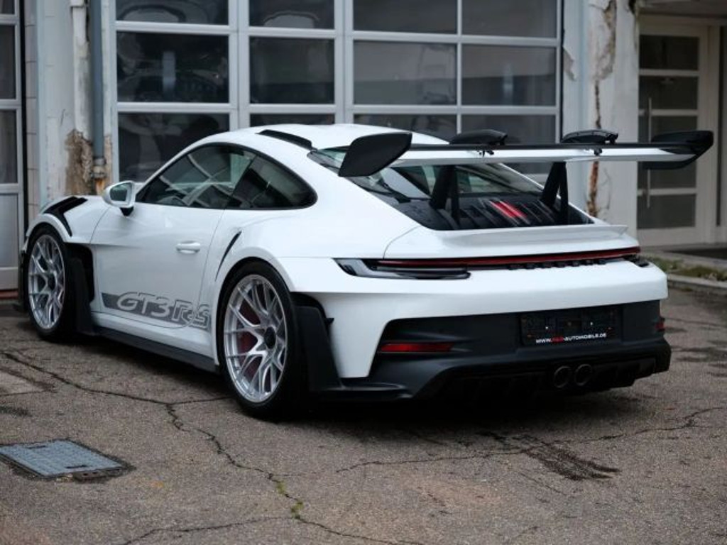 Porsche 992