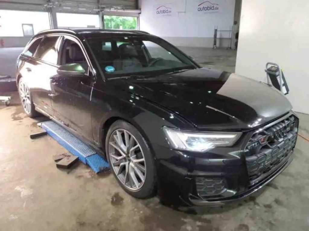 Audi S6