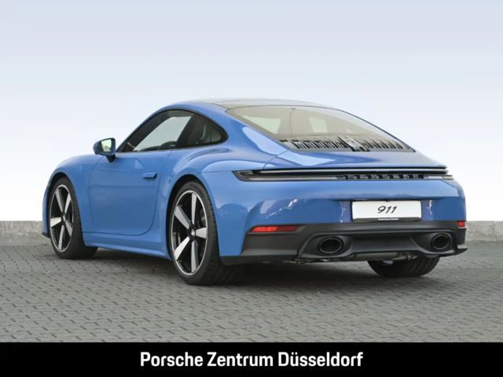 Porsche 992
