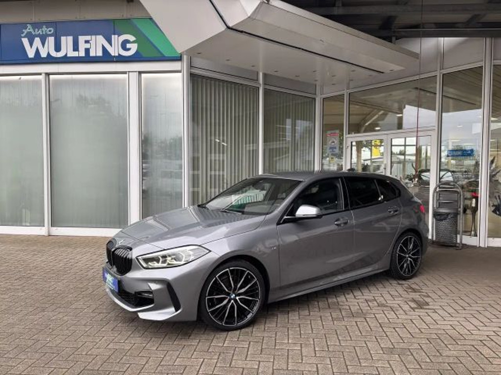 BMW 1 Serie 118 M-Sport Sedan 118i
