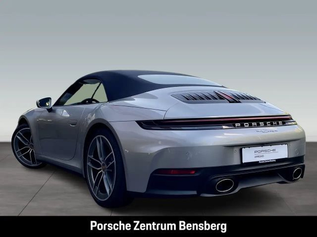 Porsche 992