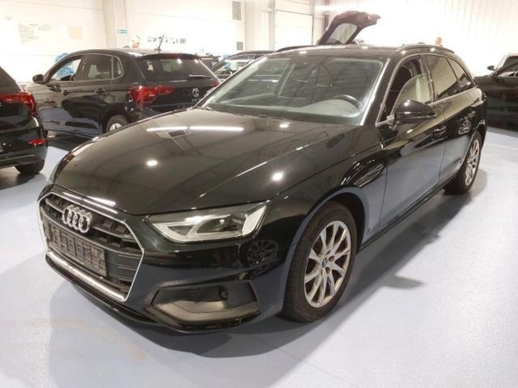 Audi A4 Avant S-Tronic 35 TFSI