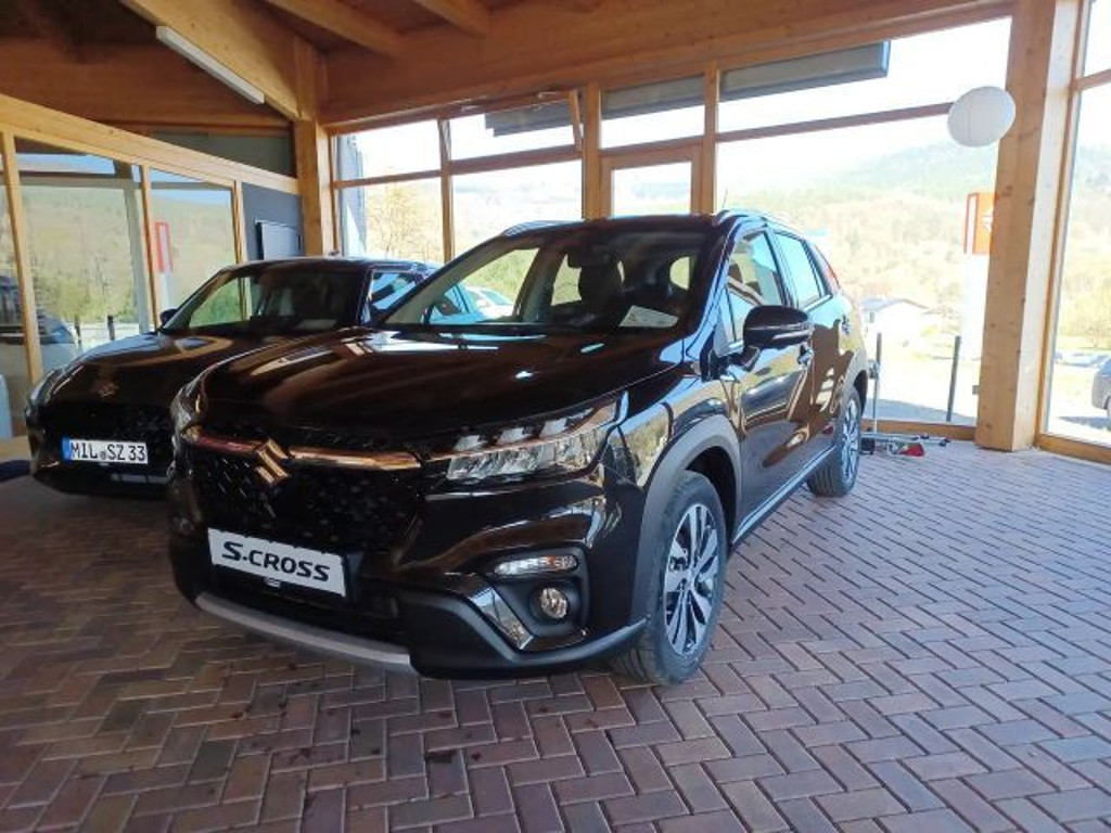 Suzuki S-Cross AllGrip Hybrid