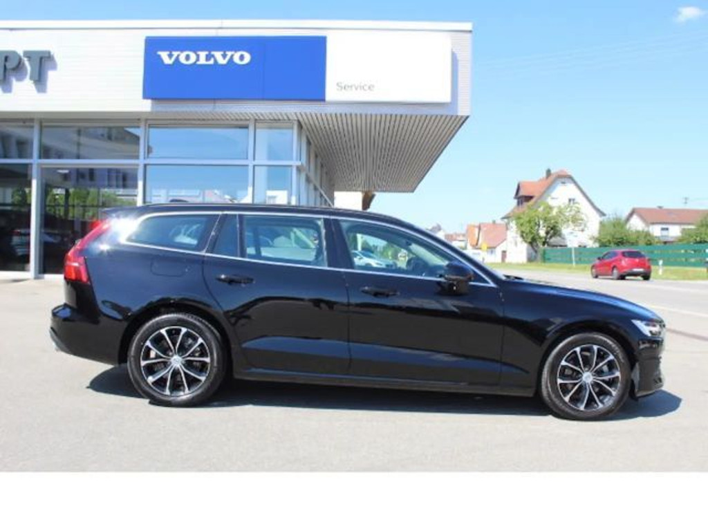 Volvo V60 Momentum
