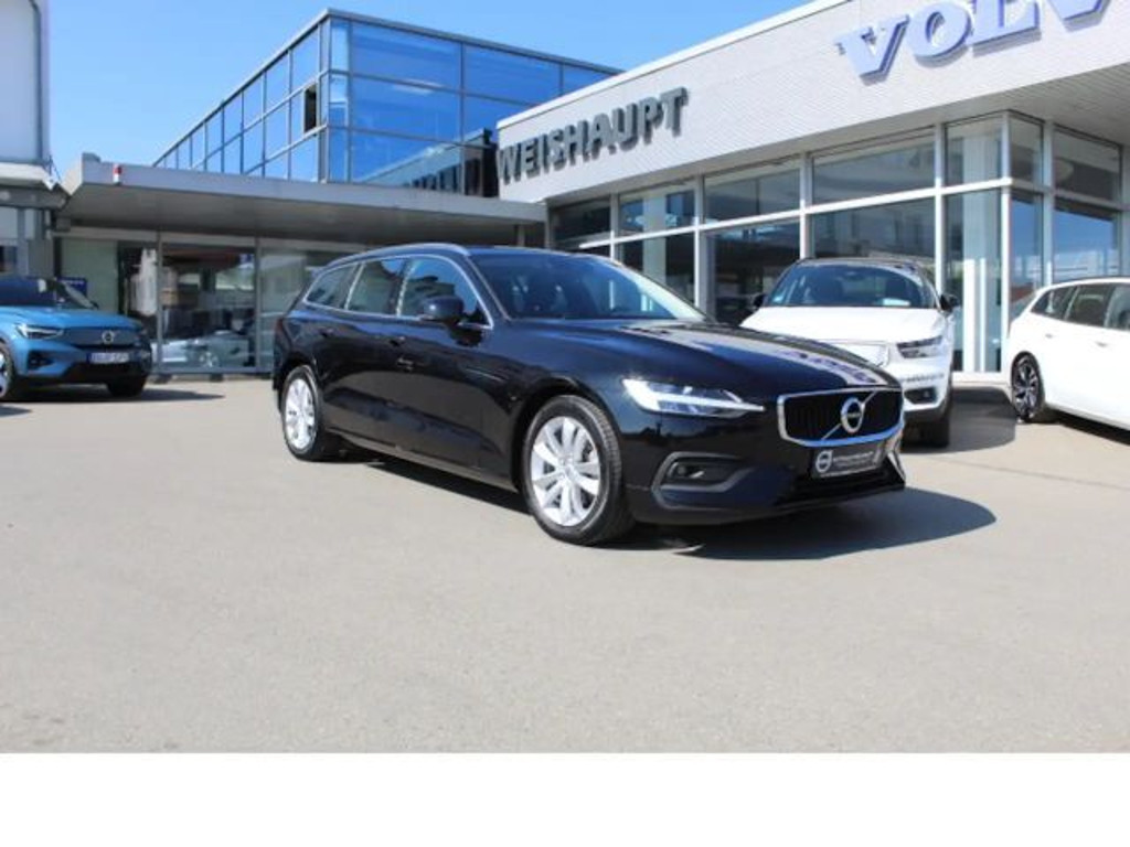 Volvo V60 Momentum