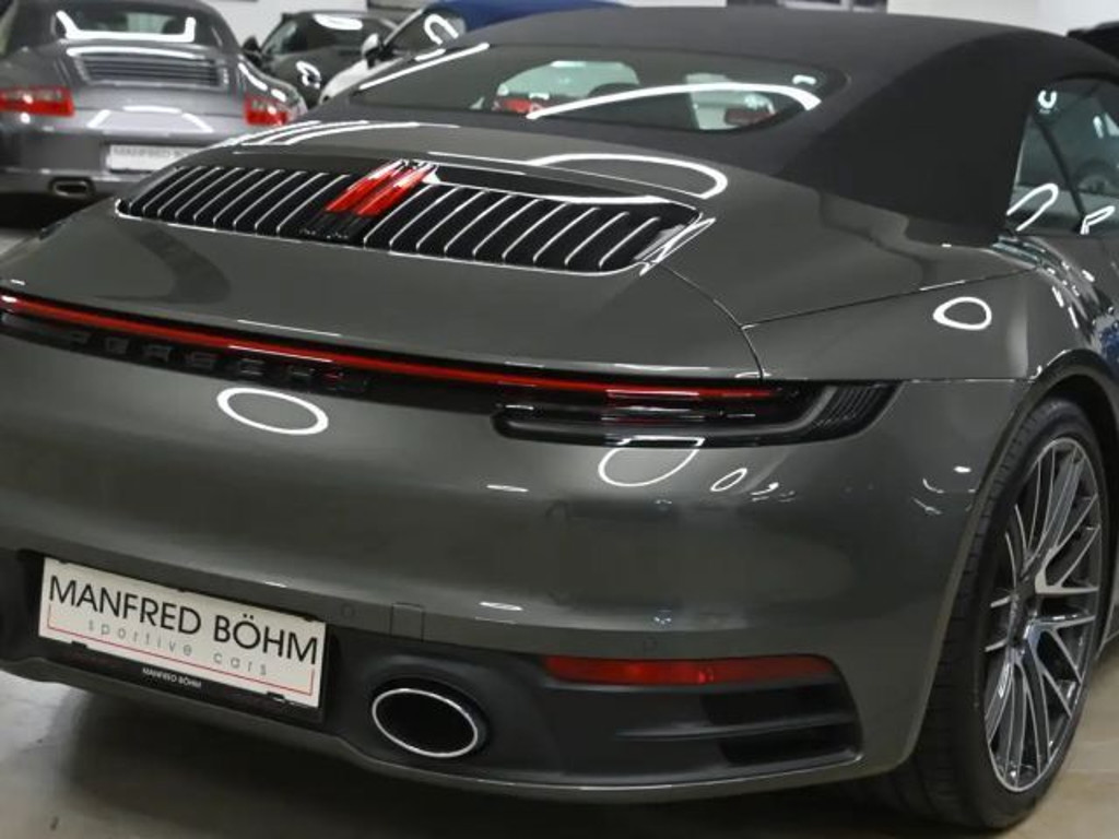 Porsche 992