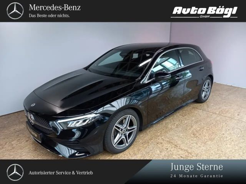 Mercedes-Benz A-Klasse A 220 AMG Line A 220 d