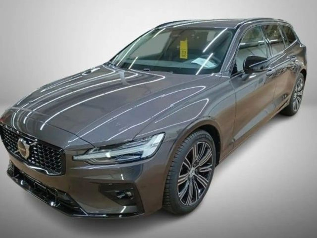 Volvo V60 Plus Dark
