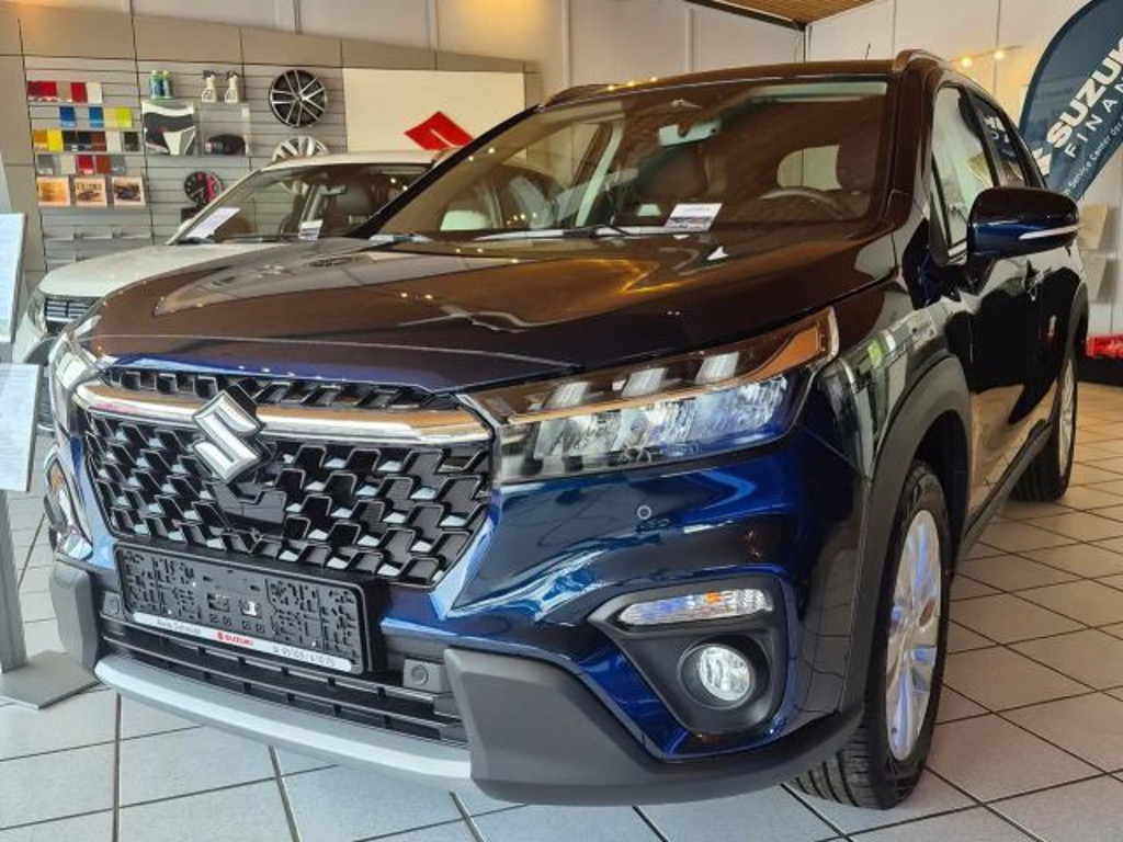 Suzuki S-Cross Hybrid