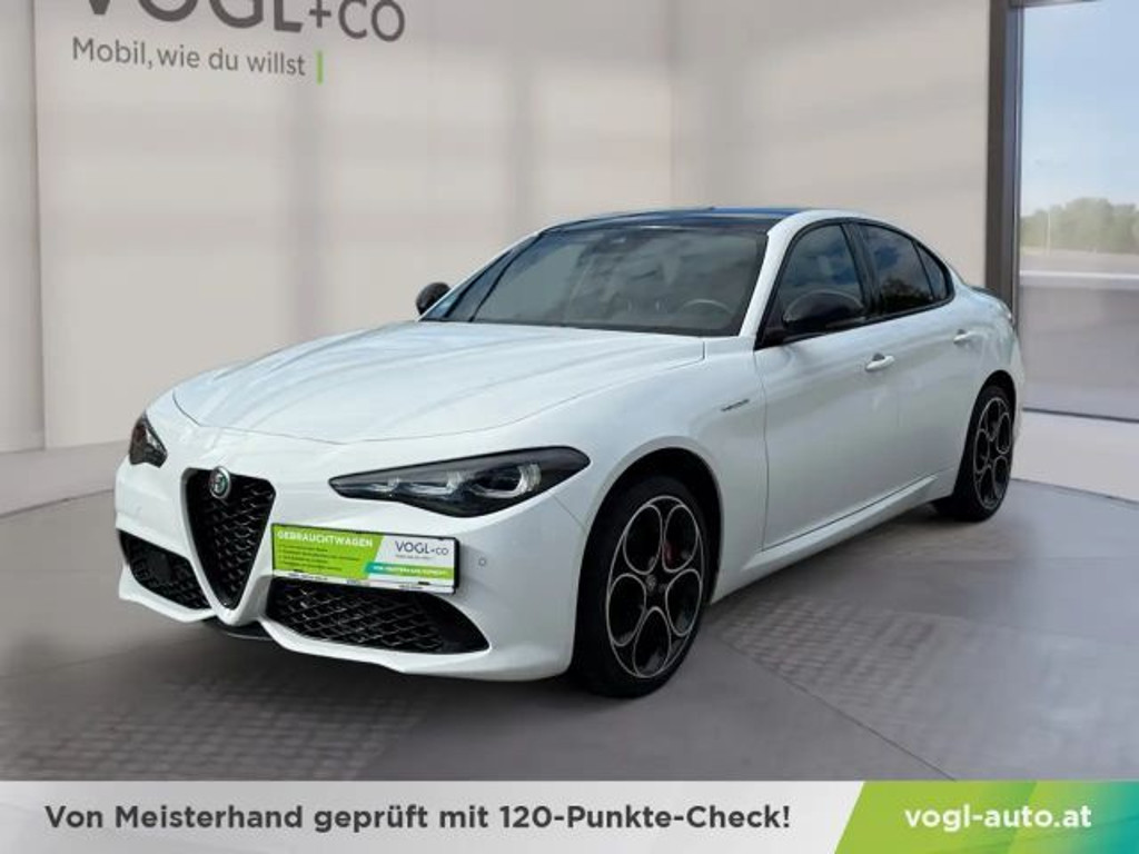 Alfa Romeo Giulia Veloce Q4 AT8