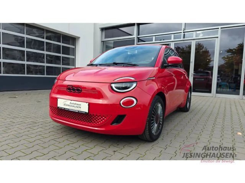 Fiat 500e RED 42 kWh
