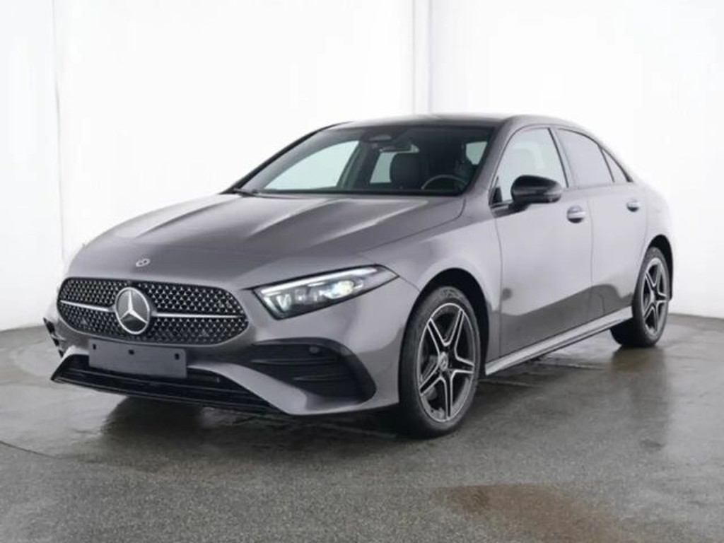 Mercedes-Benz A-Klasse A 250 AMG Line A 250 e