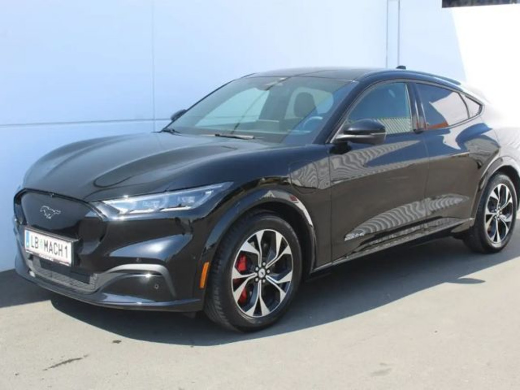 Ford Mustang Mach-E AWD Extended range