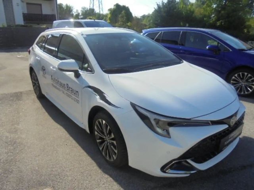 Toyota Corolla Active Touring Hybride