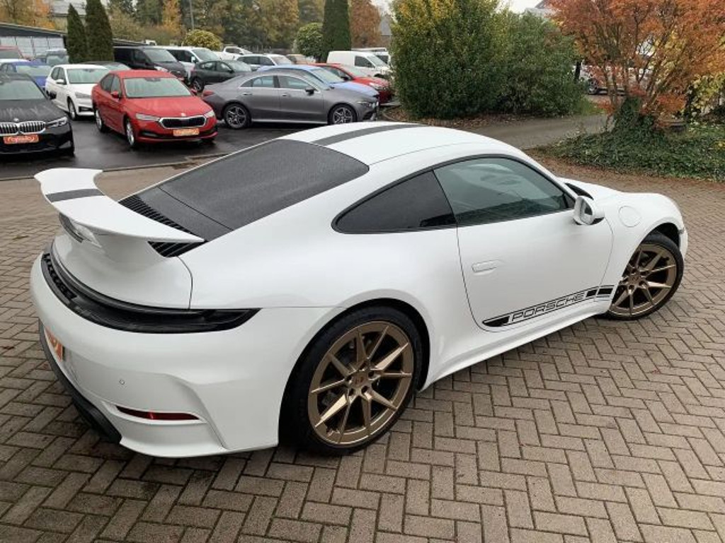 Porsche 992