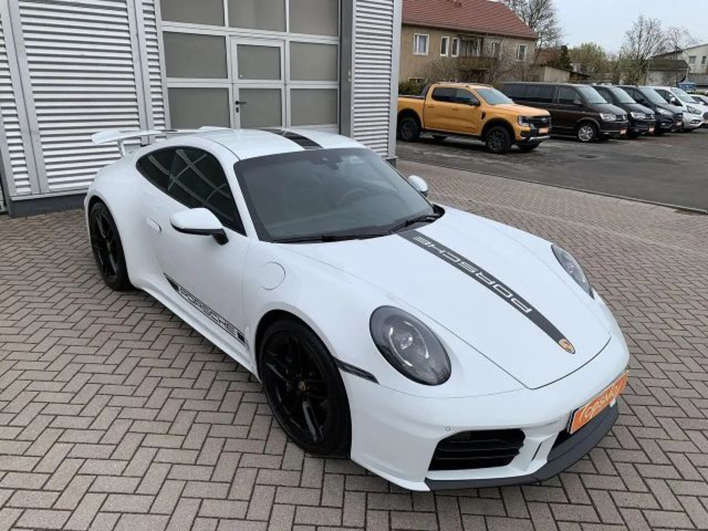 Porsche 992