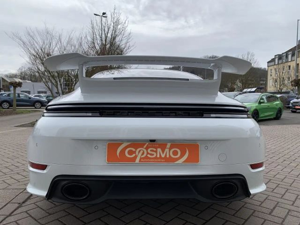 Porsche 992