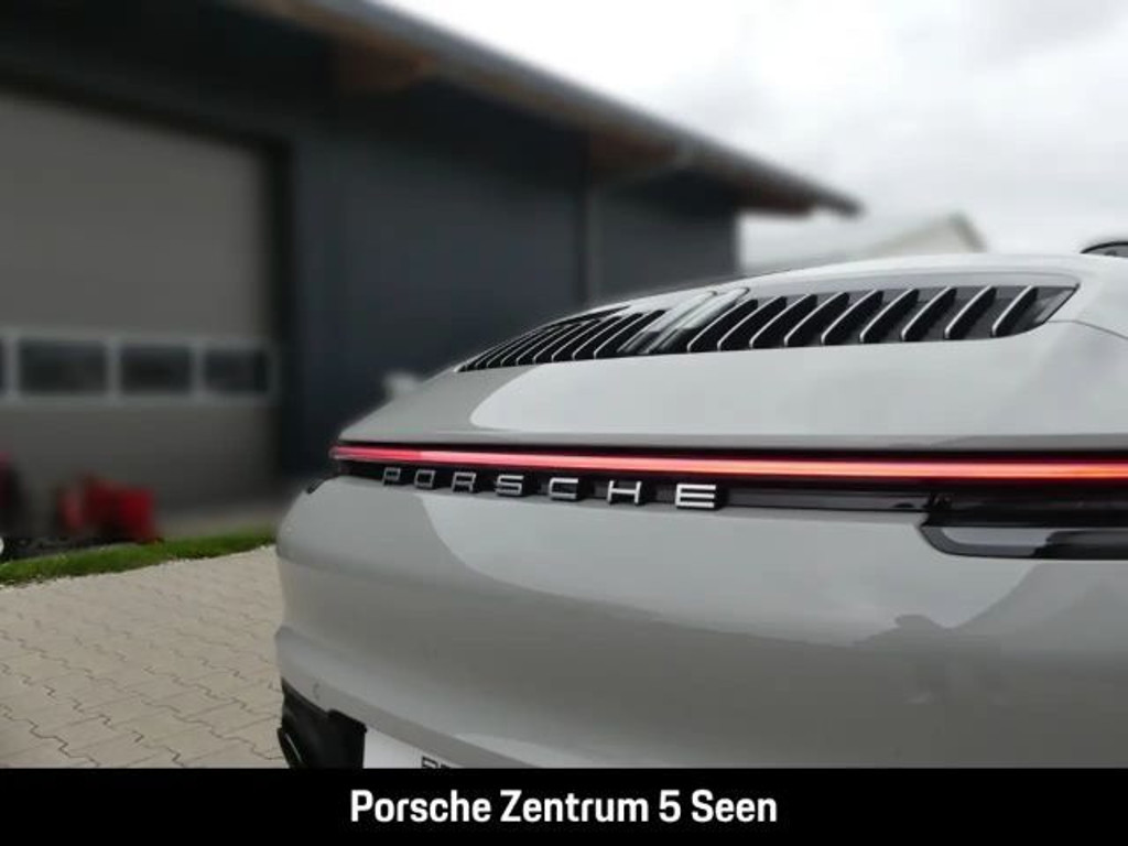 Porsche 992