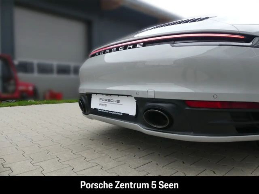 Porsche 992