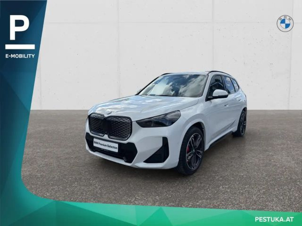 BMW iX1 xDrive30